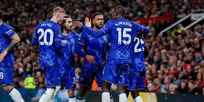 Tahun Baru 2025 Jadi Opsi Chelsea Ingin Beli Bek Tengah Baru