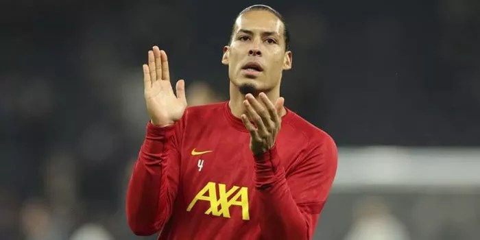Van Dijk Tegaskan Kesalahan Wasit, Bergvall Layak Kartu Merah!