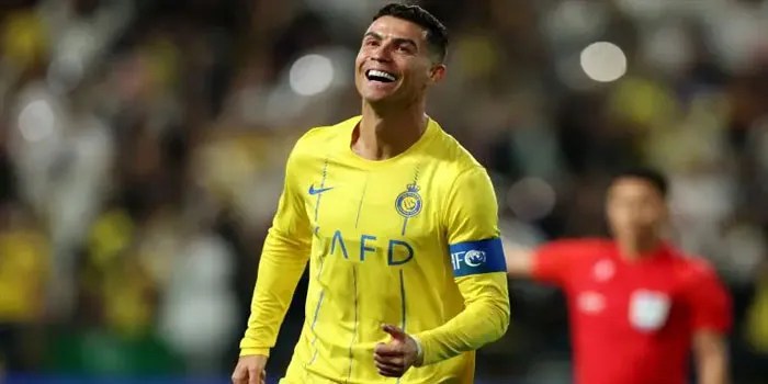 Cristiano Ronaldo Desak Al-Nassr untuk Rekrut Casemiro dari MU
