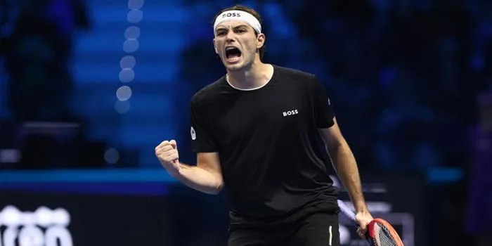 Taylor Fritz mengalahkan Jenson Brooksby di Australian Open