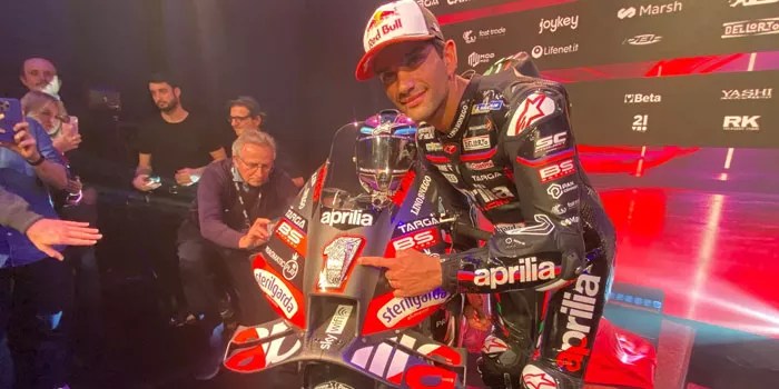 Jorge Martin Pakai Nomor 1 dan Berkomitmen untuk Aprilia