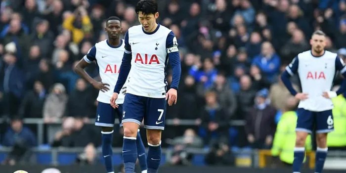 Tottenham Disindir, Apakah Mereka Sekarang Hanya Tim Akademi?