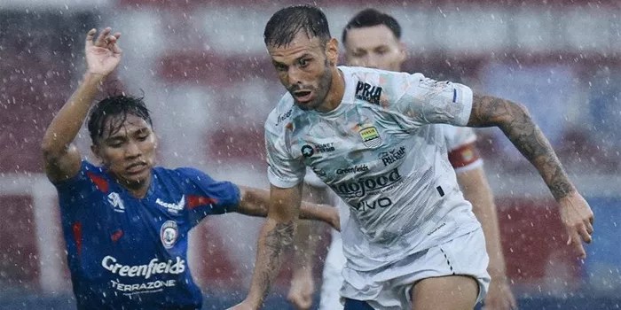 Tyronne del Pino Jadi Top Skor BRI Liga 1 Menggeser Gustavo Almeida