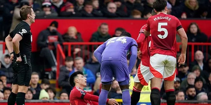Penyebab Manchester United Sempoyongan dan Tidak Konsisten?