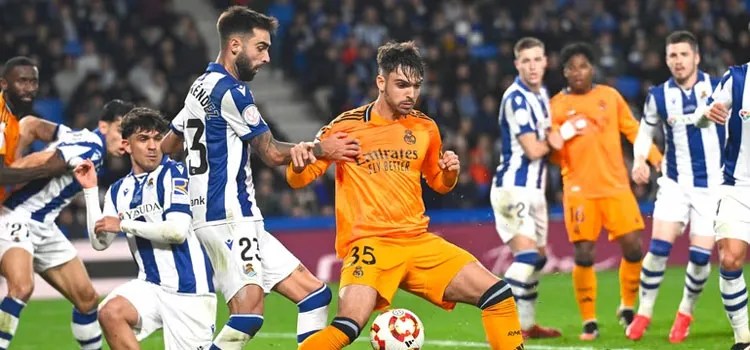 Pertandingan Real Madrid Dihentikan Sementara Karena Nyanyian Asencio