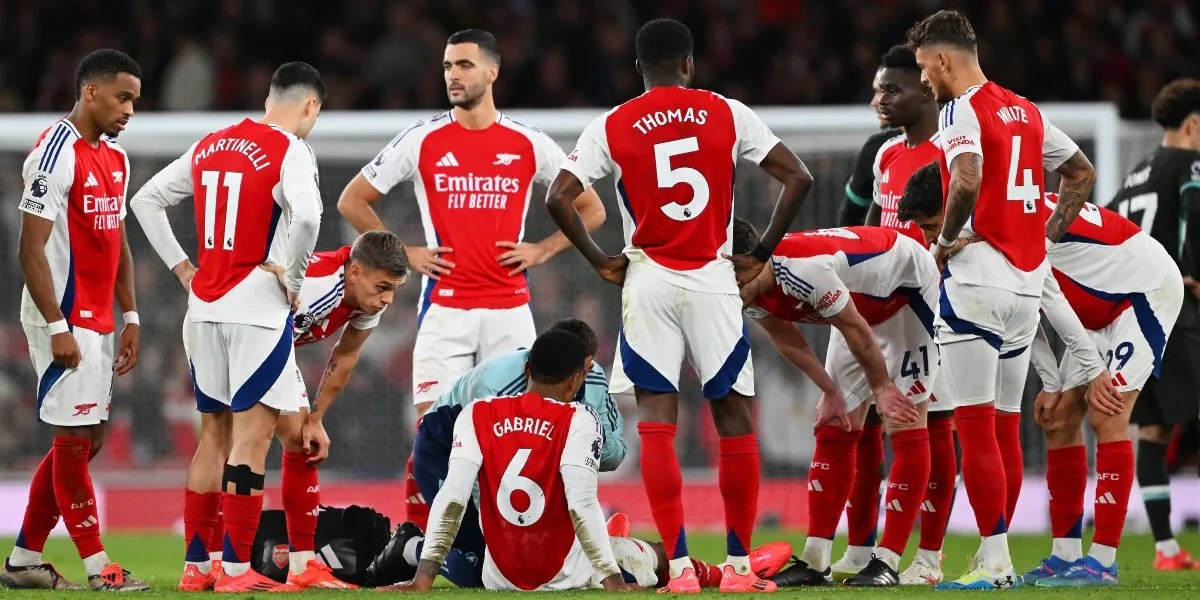 Bek Arsenal Gabriel Magalhses Terpaksa Keluar Lapangan Karena Cedera
