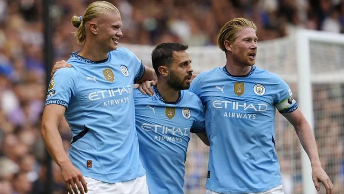 Kelas! Manchester City Bangun Patung Untuk Kevin De Bruyne