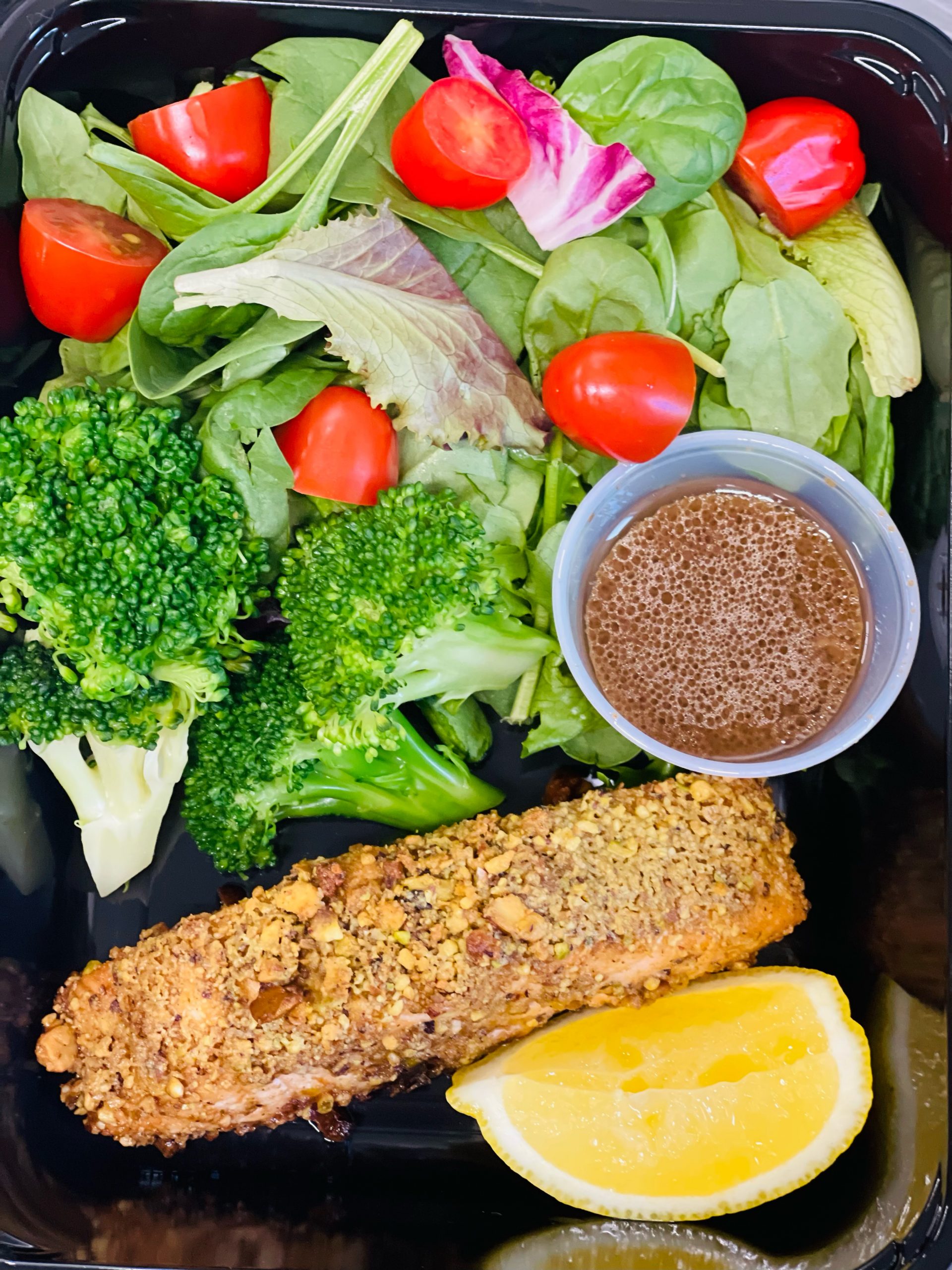 Oven Roasted Pistachio Crusted Salmon Fillet, Broccoli, Spring Mix