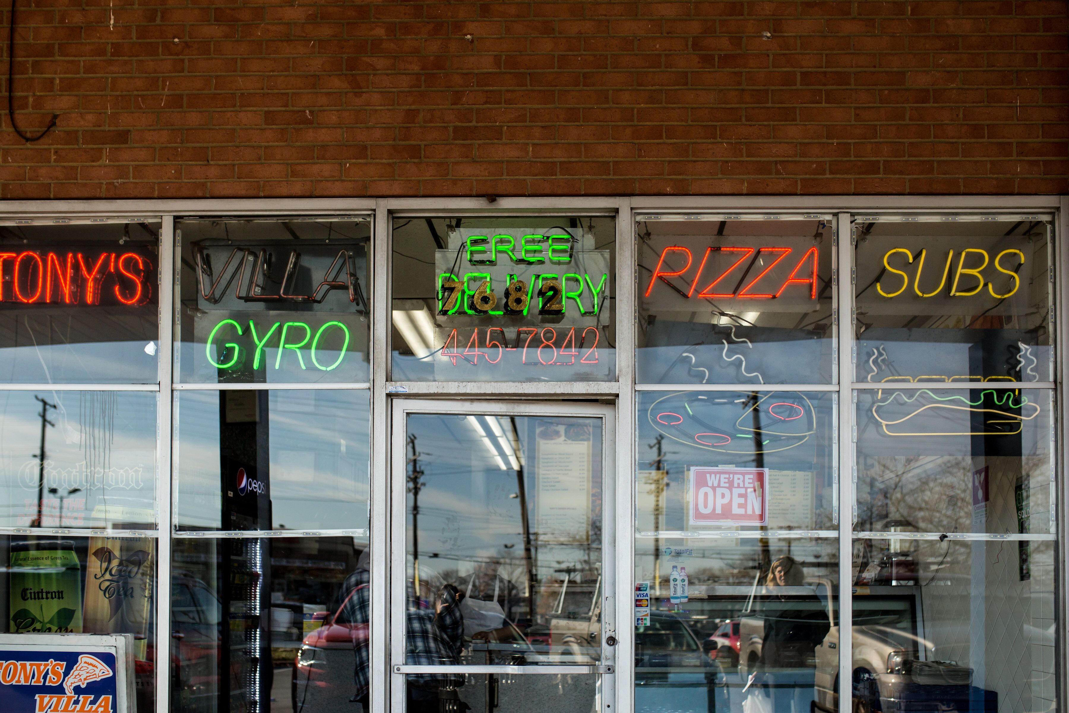 Tony's VillaPizza Takoma Langley