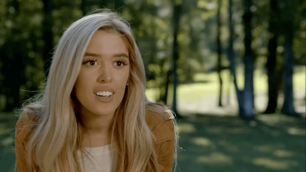 'Idol' Hopeful Laci Kaye Booth Defends TrumpLike Orange