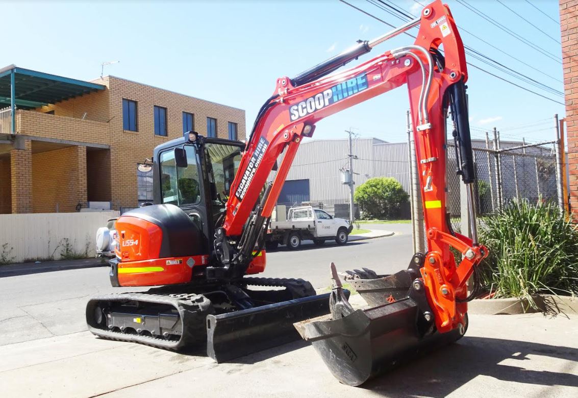 The types of projects a midsized 5tonne excavator can be used for
