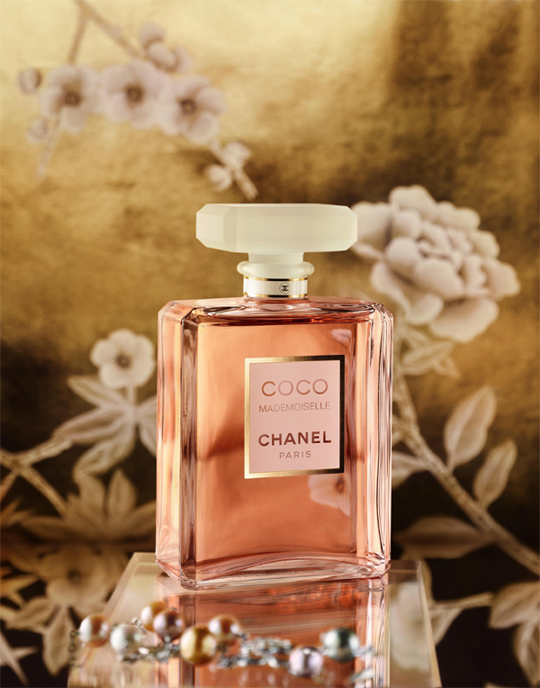 Keira Knightley CHANEL Coco Mademoiselle Ad Campaign Makeup and