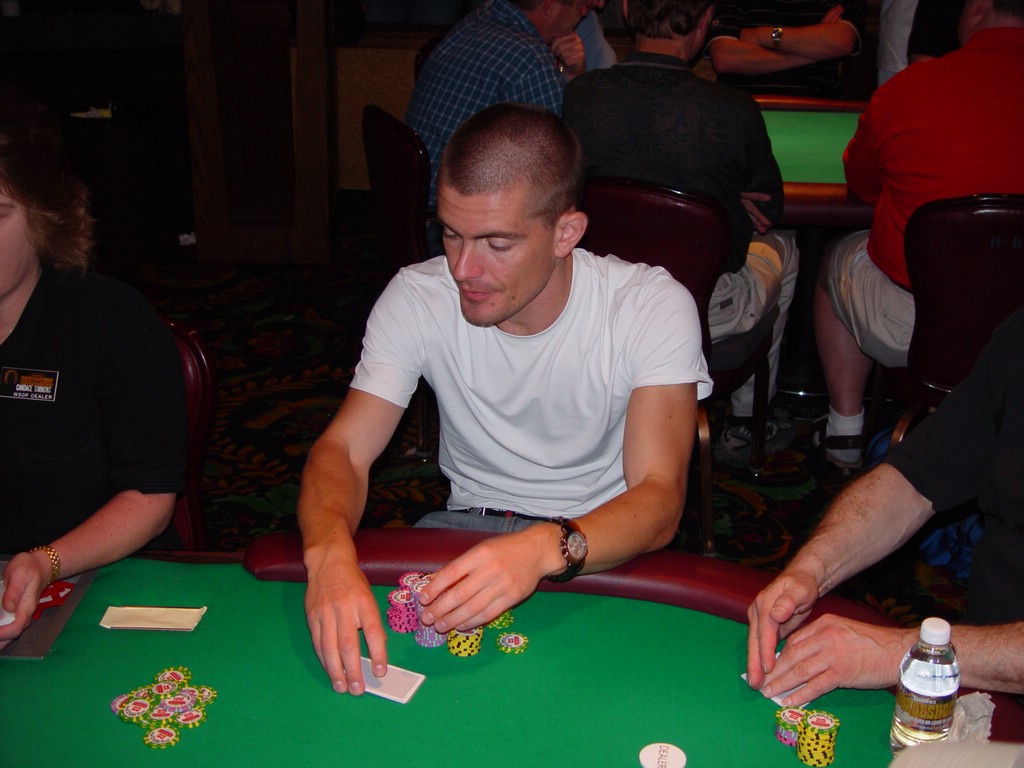 Talking Poker 2004 World Series of Poker Photos Page 4