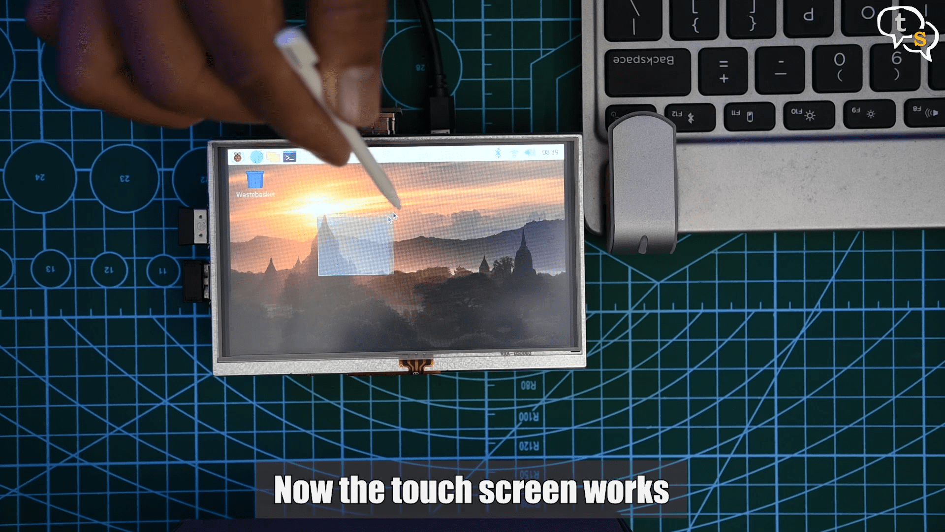 raspberry-pi-5-inch-touchscreen-now-works | talkingStuff Network