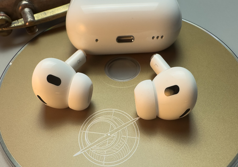 Wow AirPods Pro 2! David Lewis