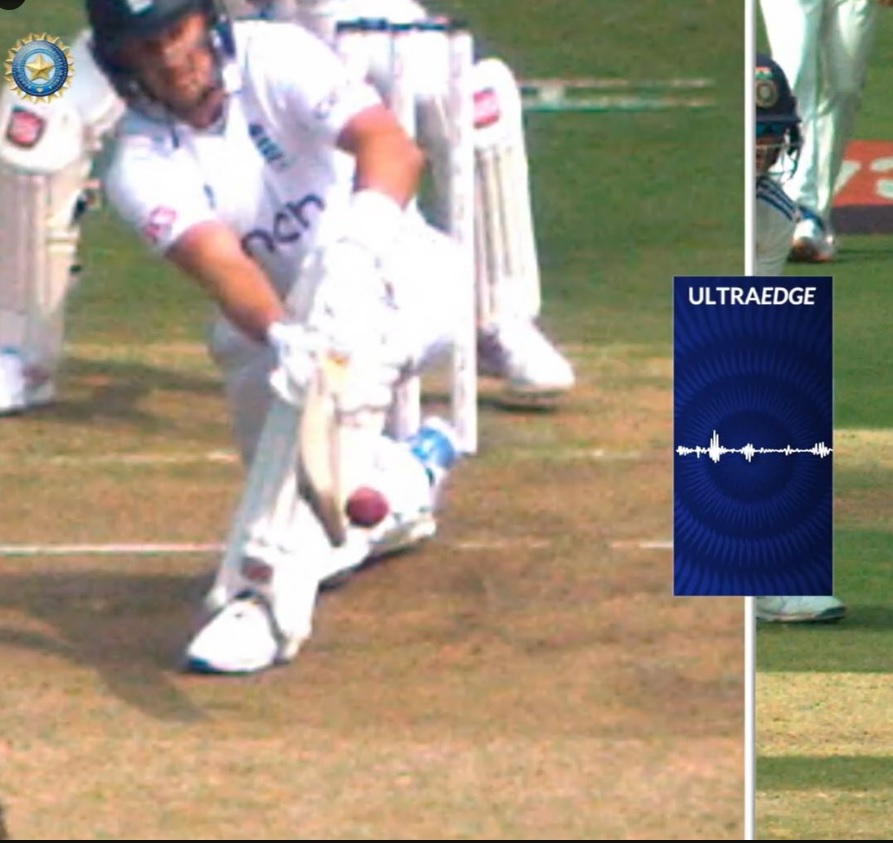 'Is UltraEdge drunk?' - Fans left baffled as DRS appears to malfunction