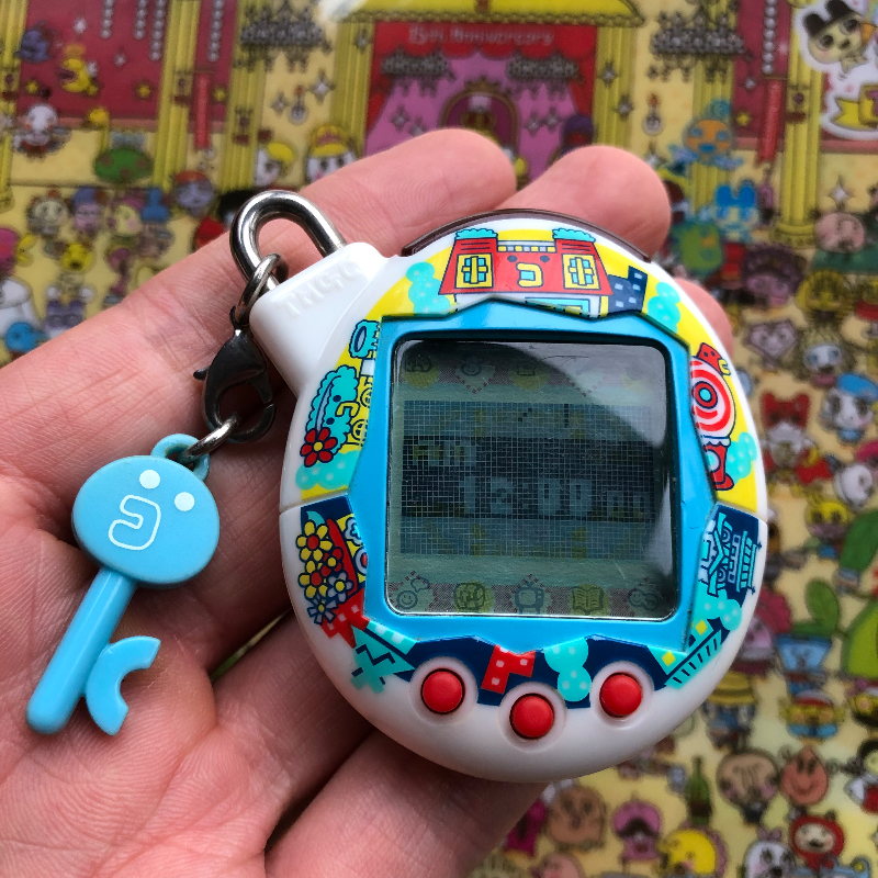 Tamagotchi Famitama (Japanese V5) Tamagotchi Center Shop