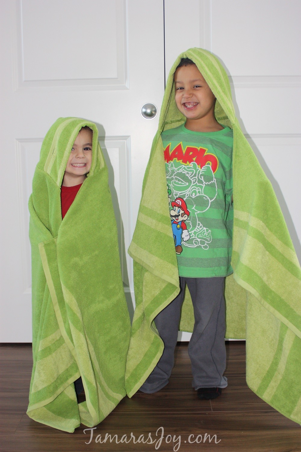 Sew Simple Hooded Towels It's Fast, Easy & Adorable! ⋆ Tamara's Joy