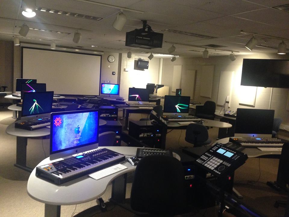 Music Industry Arts tại Fanshawe College Phần 4 Tamduongproduction