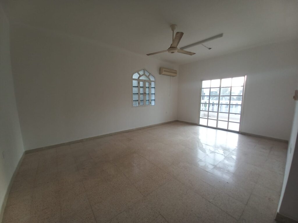 Commercial and Residential TwinVilla for Rent in Al Hail North REF