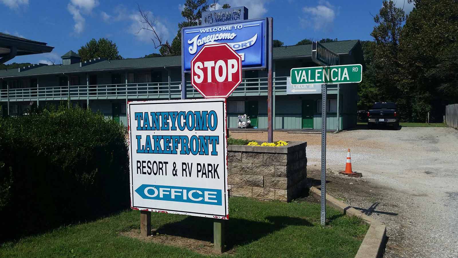 Home Resort On Lake Branson