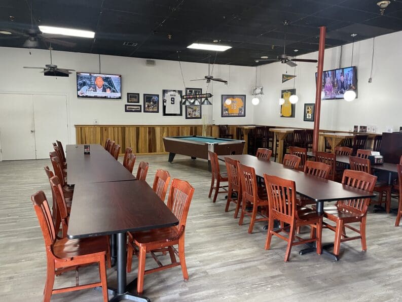 Bar & Grill Food Tangi Lanes Hammond LA