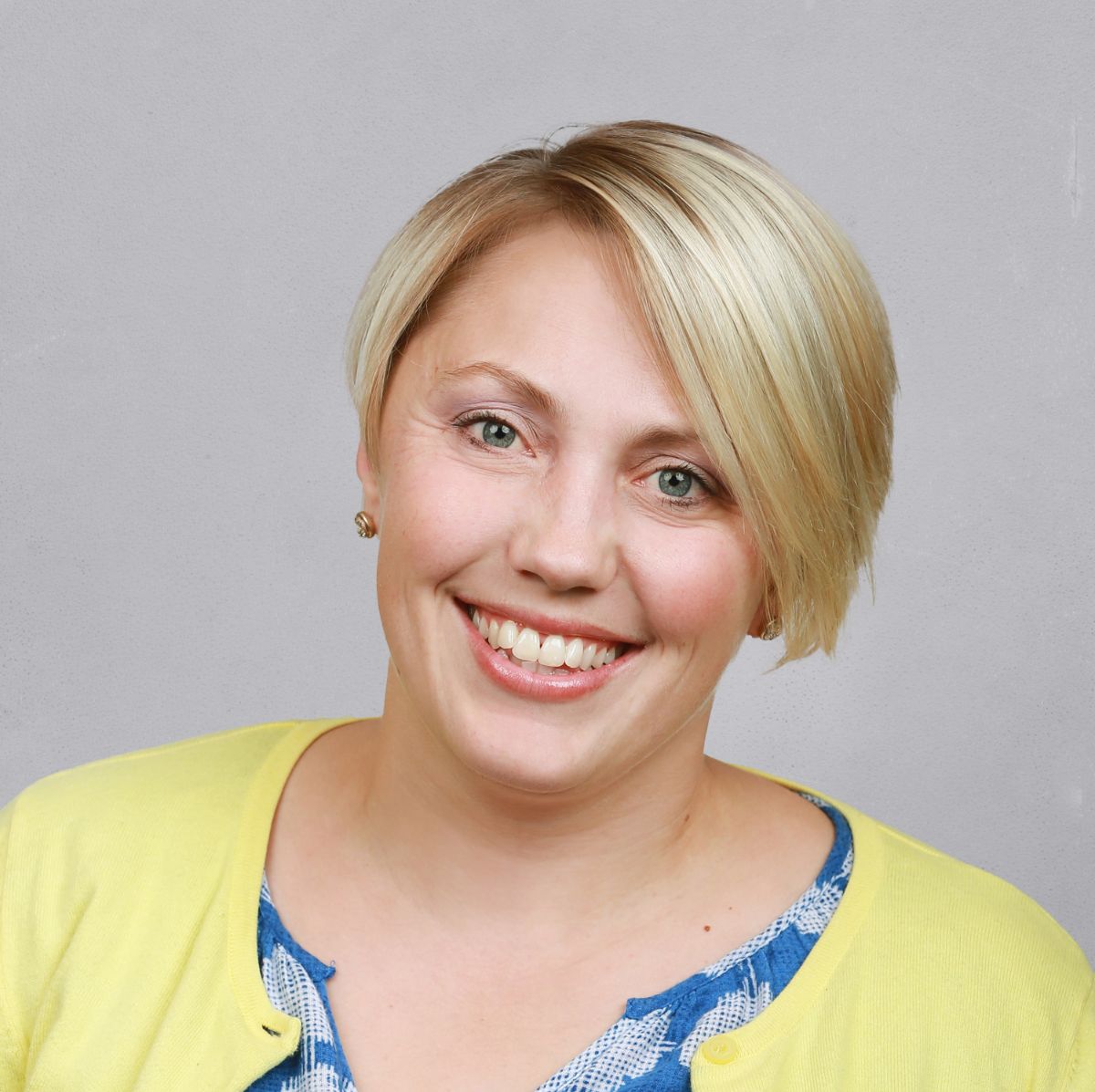 Victoria Thompson Facebook, Instagram, Twitter [Profiles]