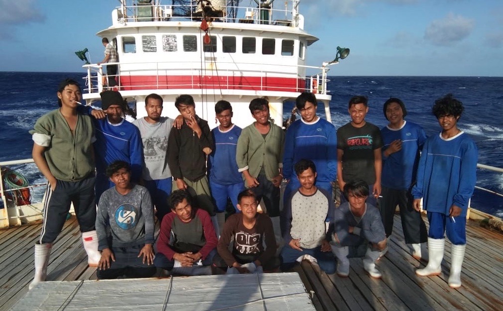 新造マグロ船出漁、「浜幸水産」10年ぶり〜豊漁祈り北大西洋へ、「浜を元気に」と船出 | かまいし情報ポータルサイト〜縁とらんす 中国の漁船でインドネシア人船員ら10人死亡／遺体は海へ／獲ったマグロは日本向け(1) | Tansa