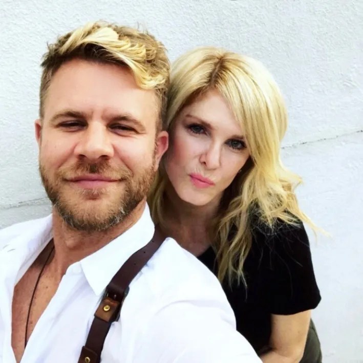 Touch up your roots with dpHUE Tanya Foster