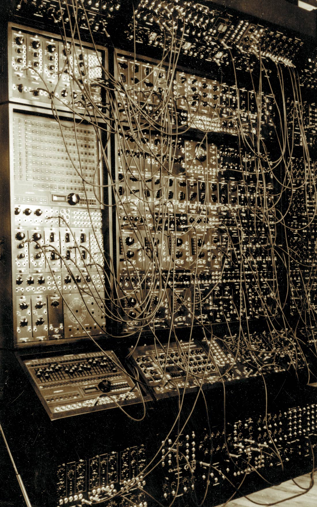 Larry Fast Synth pioneer w/ Peter Gabriel, etc. Tape Op Magazine Longform candid interviews