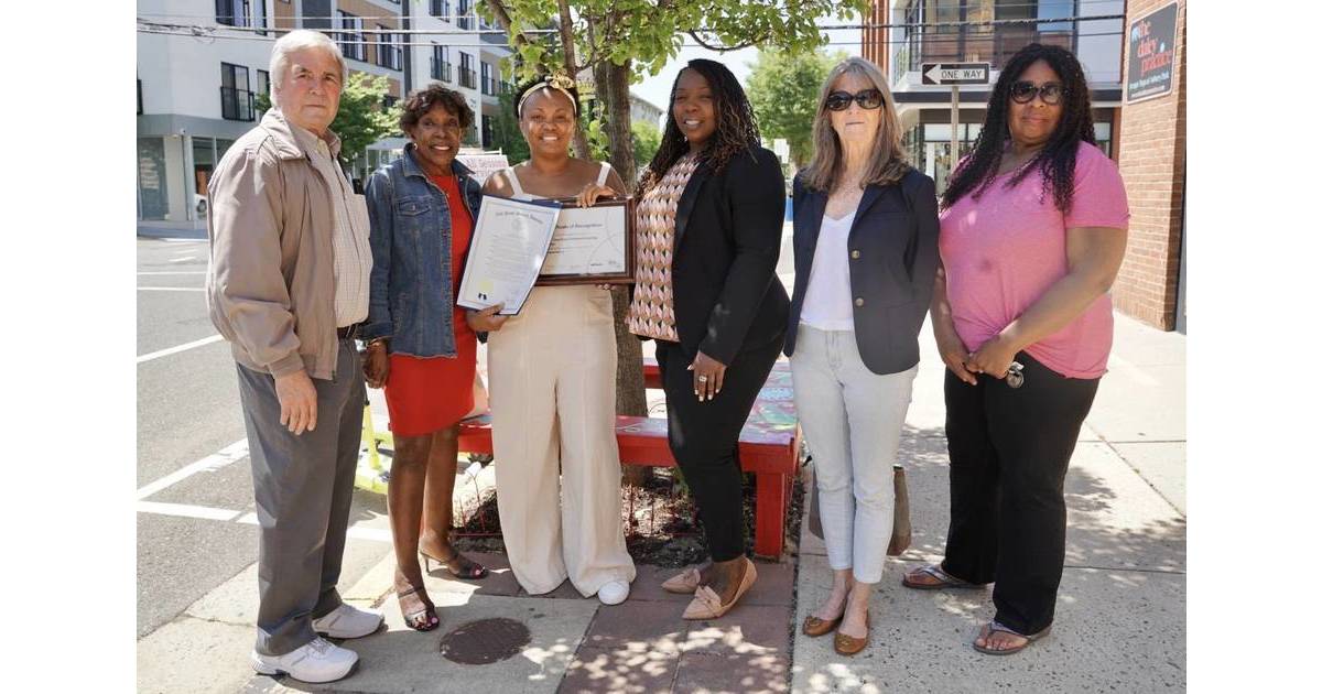 Asbury Park business receives grant through Optimum and the Coalition