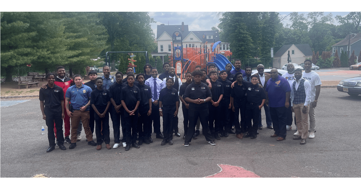 Plainfield's Queen City Academy Male Mentoring Program Holds Annual