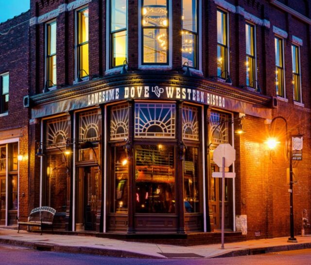 10 Best Restaurants to Try in Downtown Knoxville