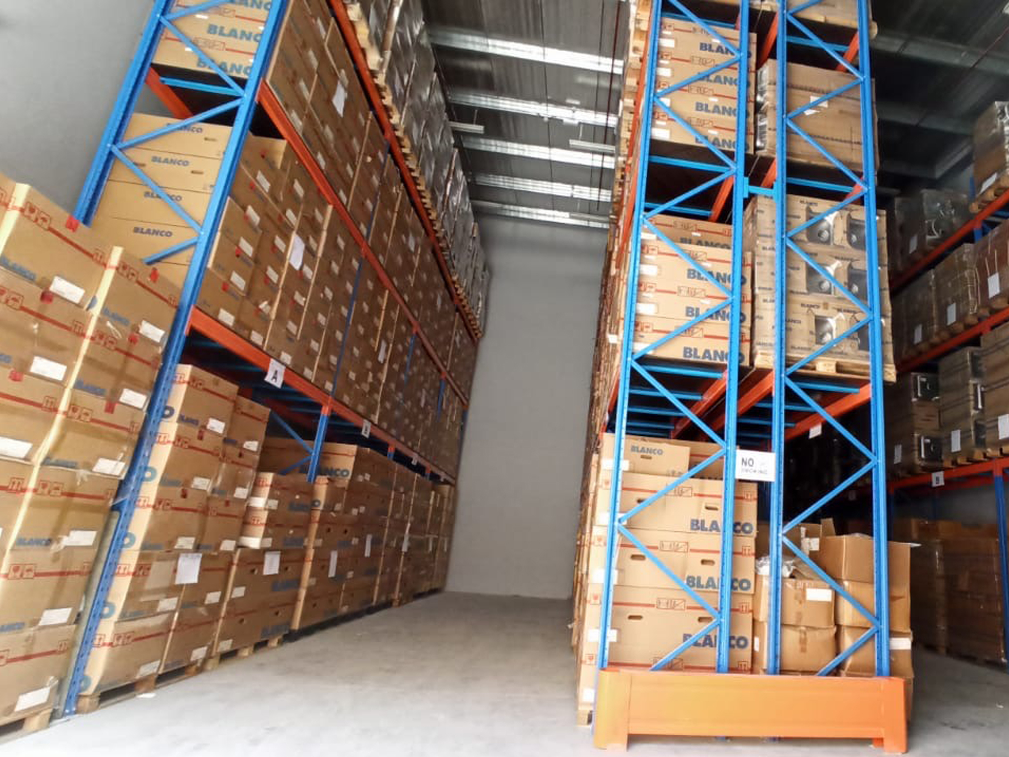 Gallery Taps More Dubai