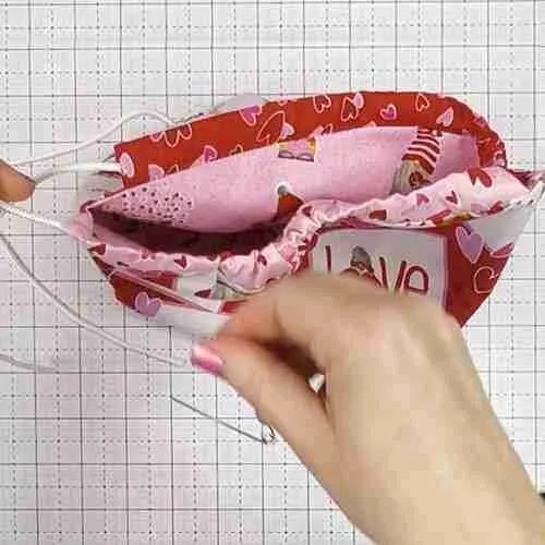 How to sew a Reversible Drawstring Bag Video & PDF Tutorial