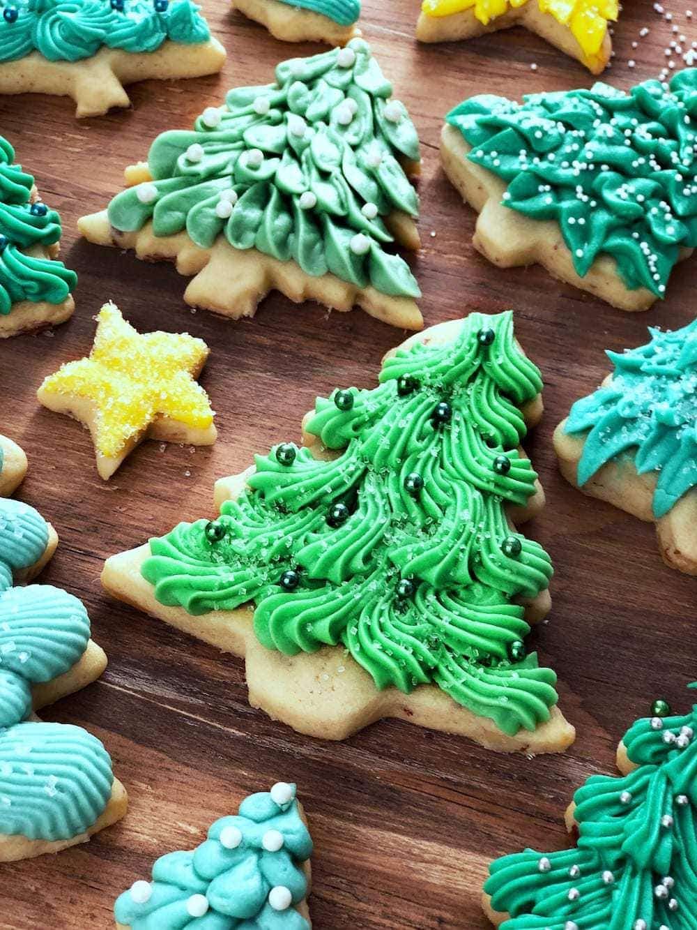 How To Frost Christmas Cookies Christmas Tree Sugar Cookies & Cream Cheese Frosting Tara Teaspoon