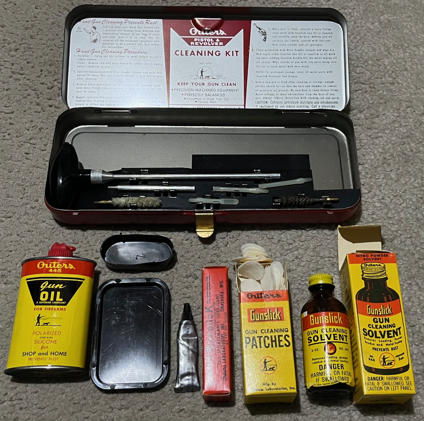 Vintage Outers Gunslick Revolver Pistol Cleaning kit No.479 Cal. 22