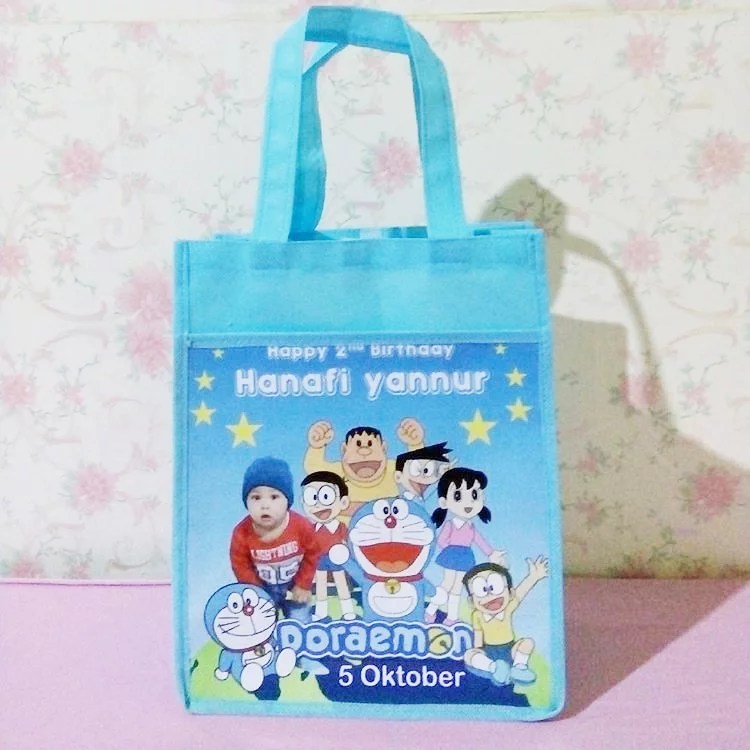 Tas Ultah Anak Custom Foto Doraemon