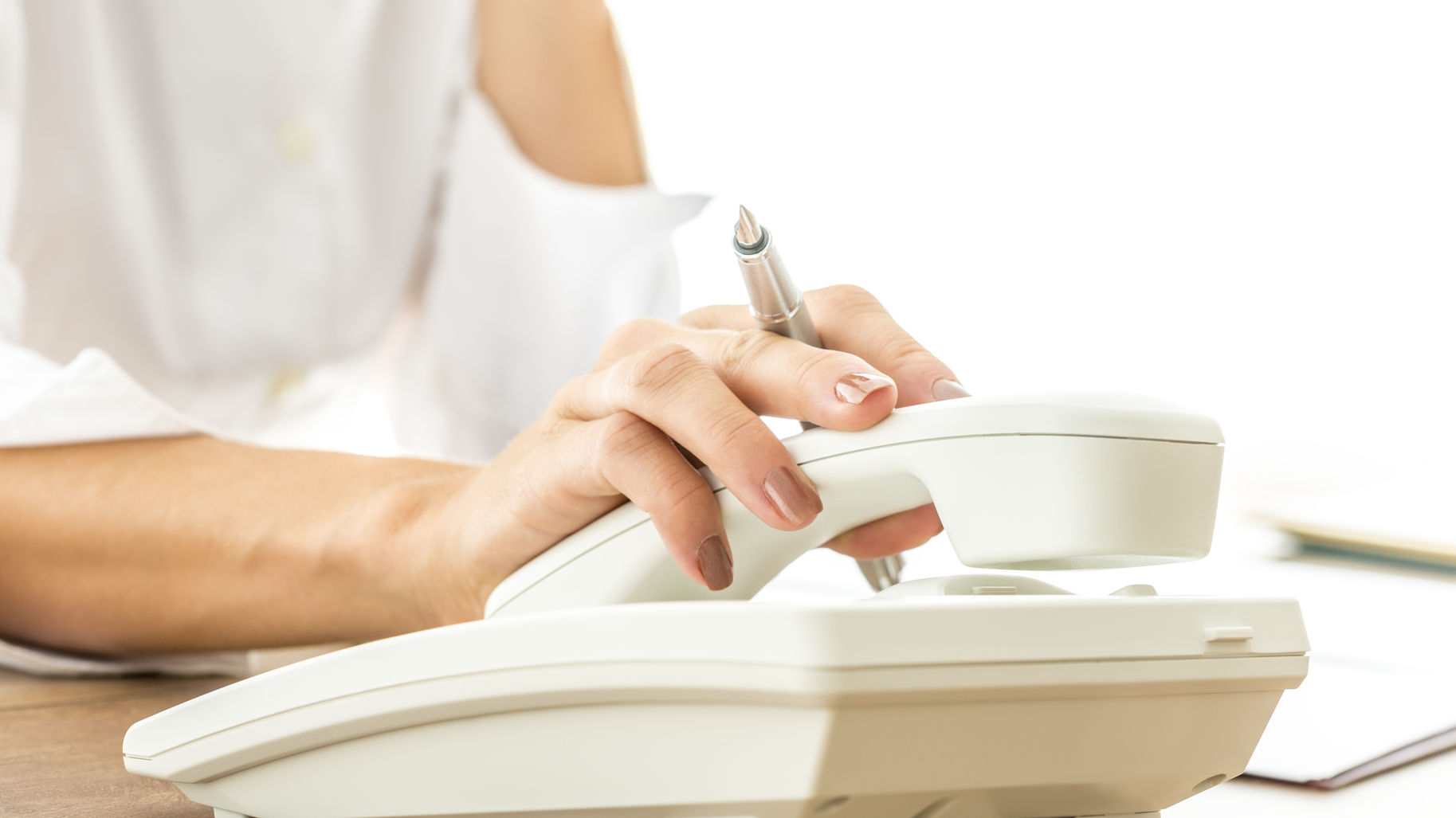 Why Is a Personalized Answering Service Better for Your Business