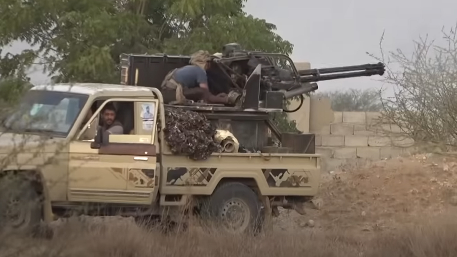 Toyota truck mounted with a Vulcan cannon has surfaced in Yemen