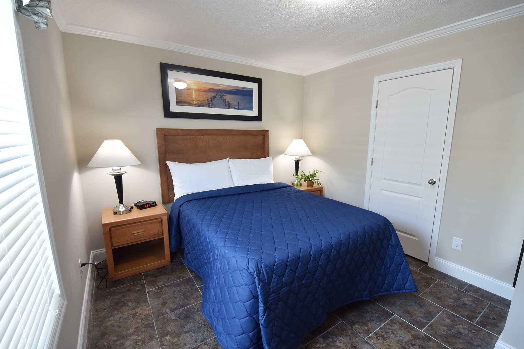 Navy closes their barracks, sailors stuck with costly housing options