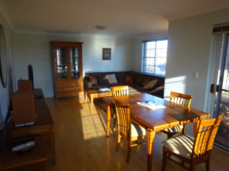 Rent Apartment, Block of Units BRIGHTONLESANDS 6/32 Trafalgar