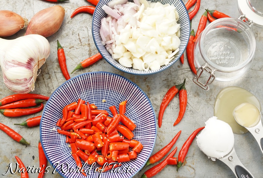 Asian Homemade Chili Garlic Paste Narin's World of Taste