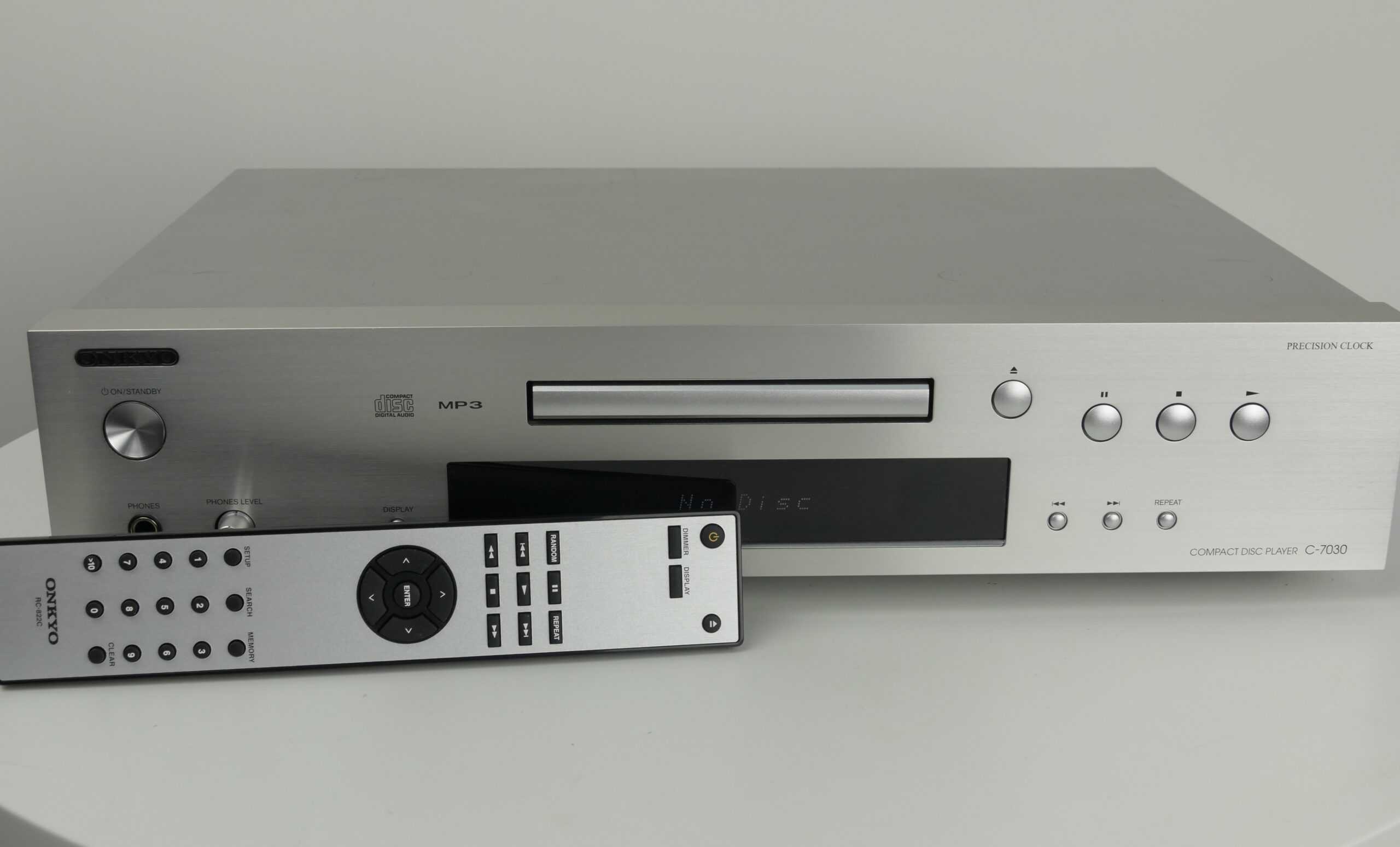 Onkyo C-7030 - Taste For Audio