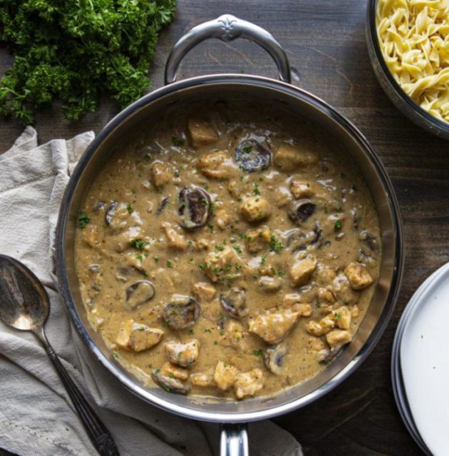 Slow Cooker Chicken Stroganoff Recipe TASTYDONE