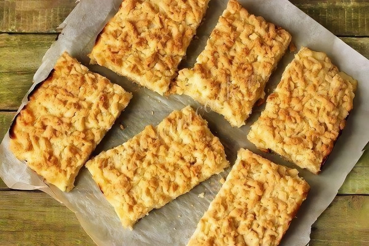 Tasty and Successful Recipe for Grated Cottage Cheese Pie