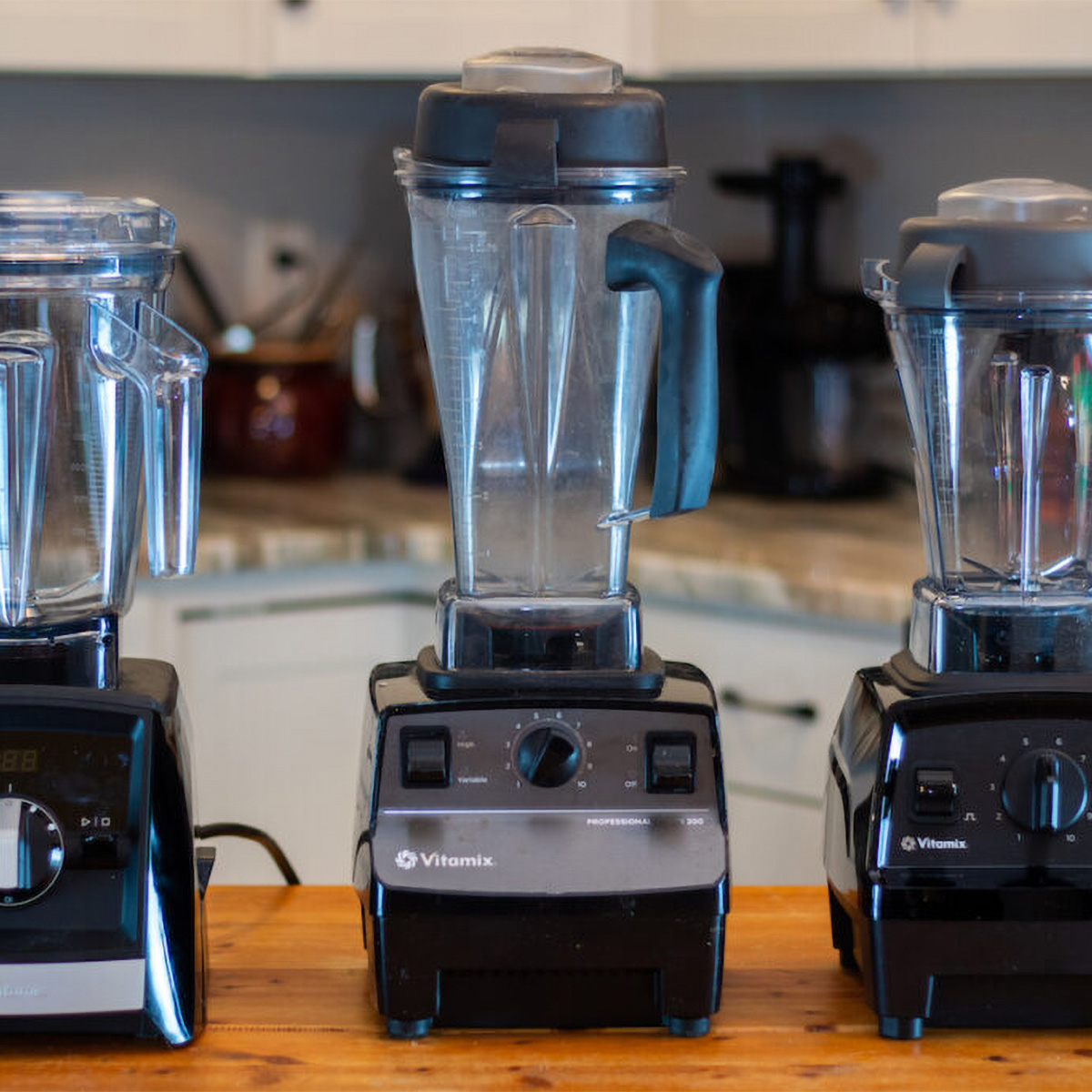 20 Tests Proved This is the Best Vitamix Blender [15 PHOTOS]