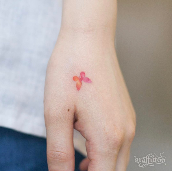 55 Genius Mini Micro Tattoo Designs You Ll Actually Want Tattooblend