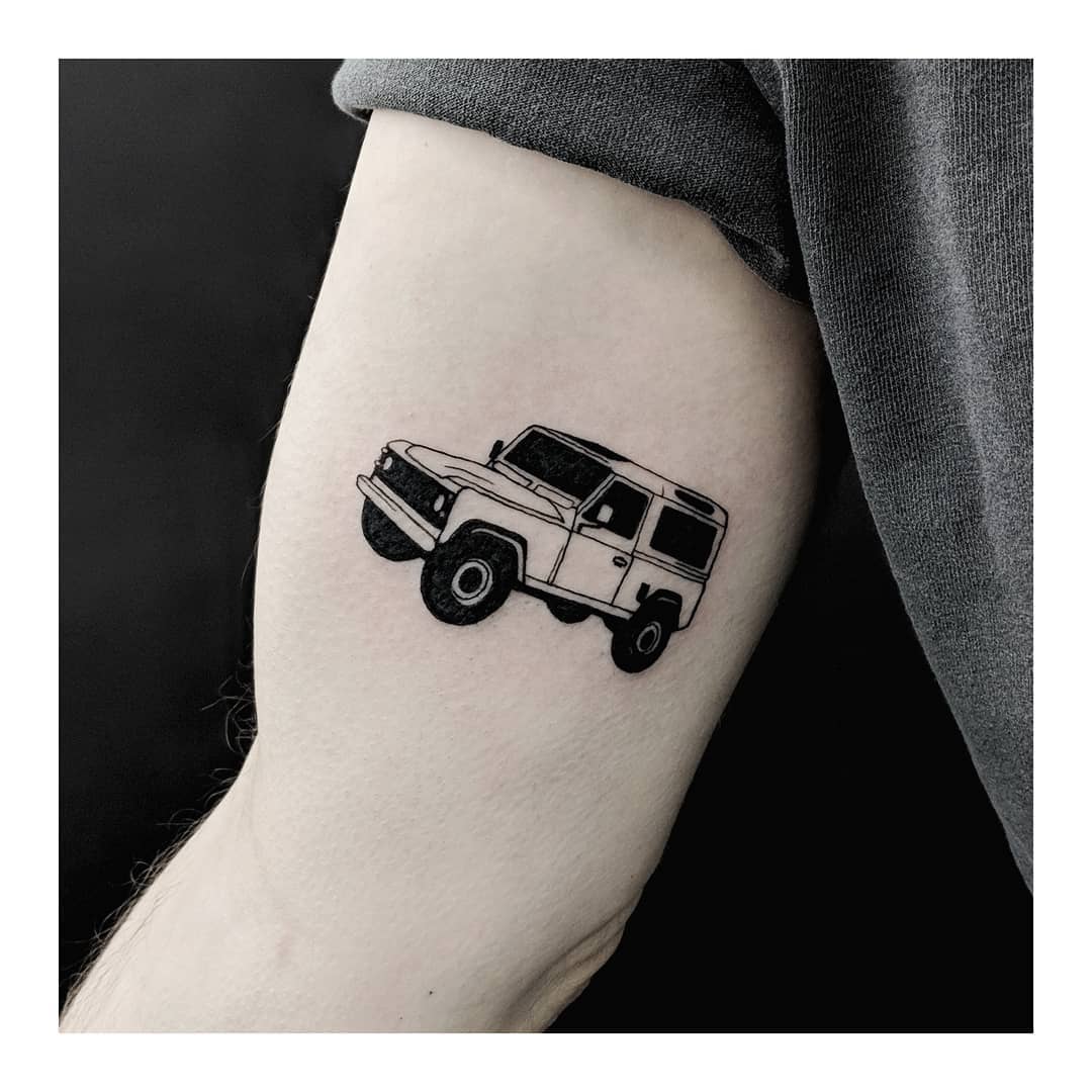 Land Rover Defender Tattoo By Sabrina Parolin - Tattoogrid.net 1080_x_1080_jpg