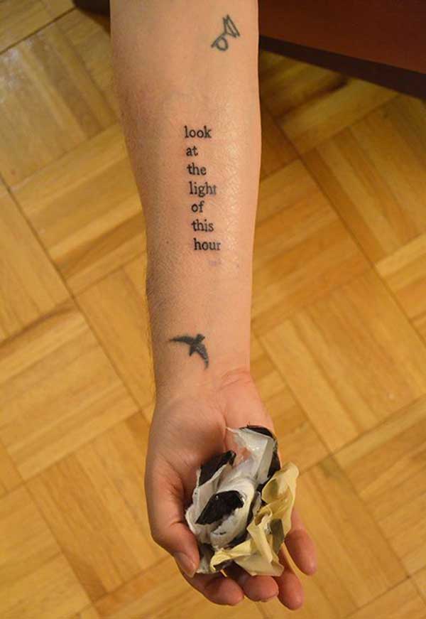 Tatuagem de ponto e vírgula significado e 50 fotos dessa pausa poética 57 Ideias de Tatuagens para Escritores, Jornalistas e Poetas